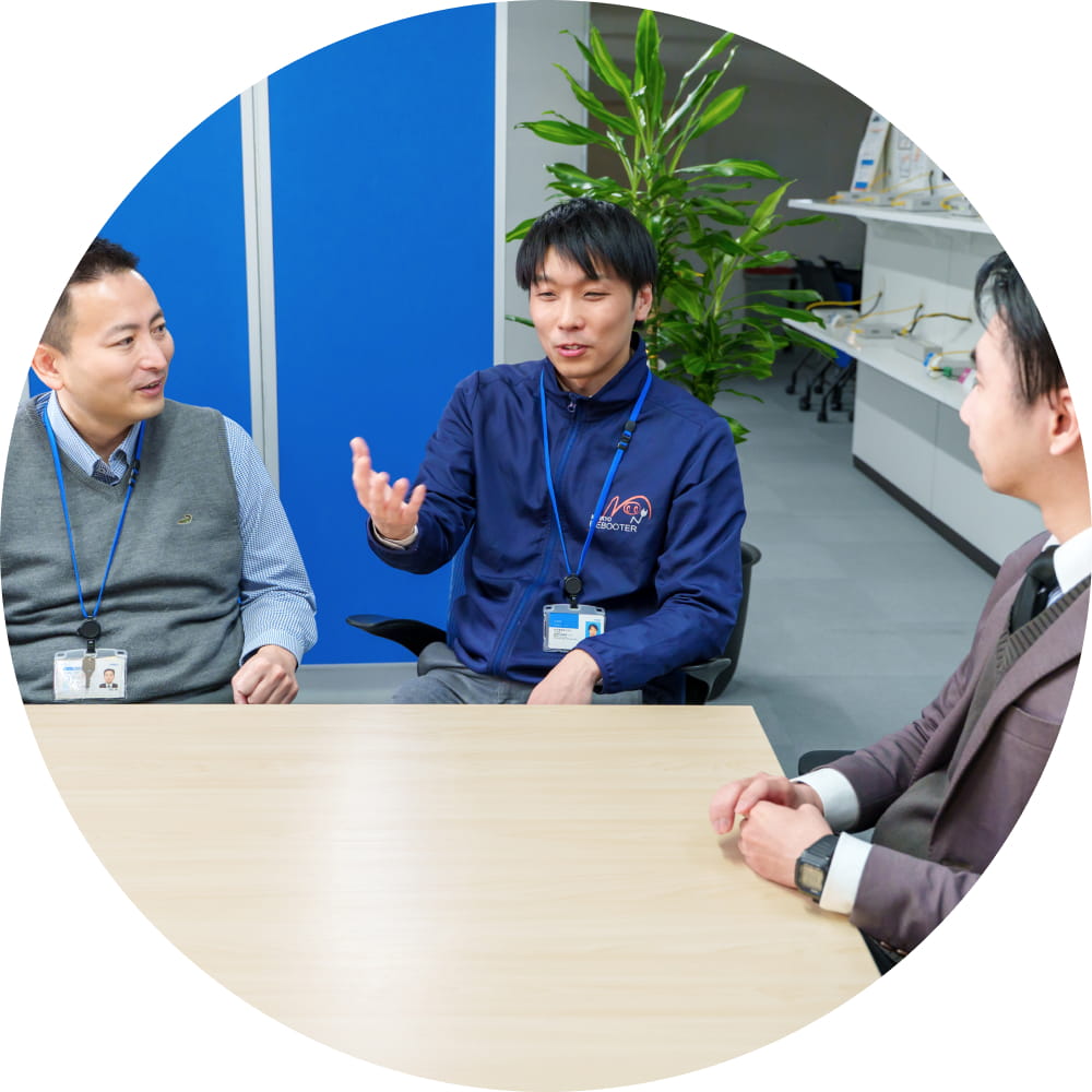 先輩社員インタビュー