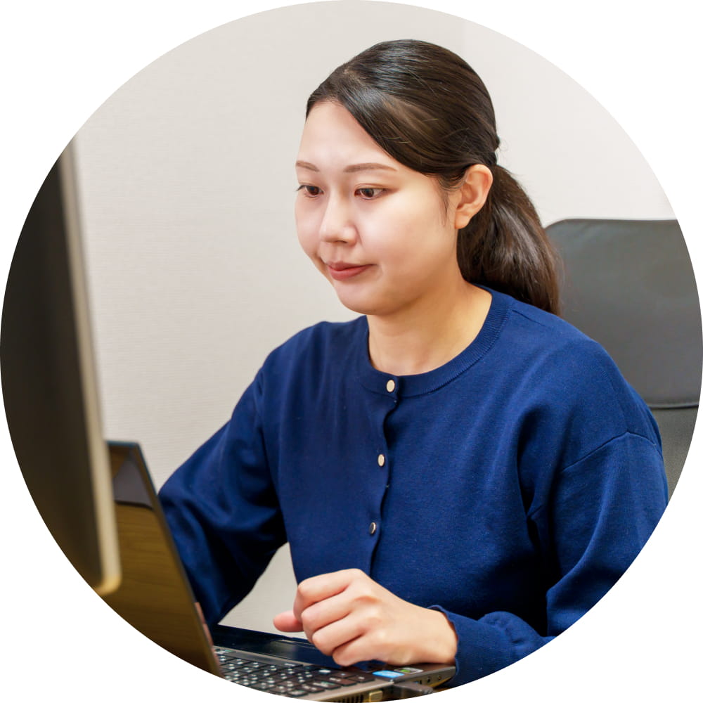 先輩社員インタビュー