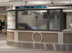 横浜駅東口地下街『ポルタ』様　災害対応用文字表示器